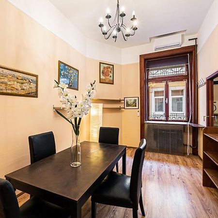 Oktogon Beautiful Relaxing Apartment Boedapest Buitenkant foto